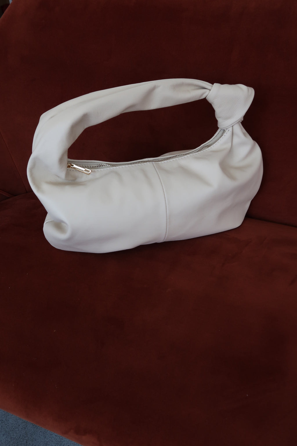 'Pompeii' Cream Smooth Leather Slouch Shoulder Bag