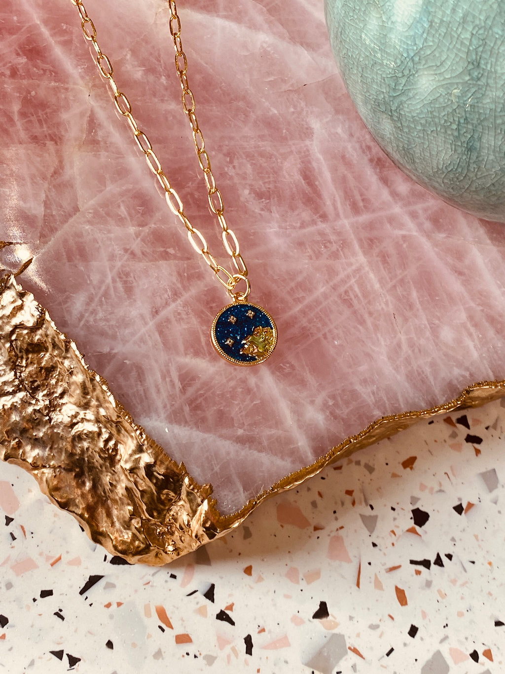 New York Zodiac Necklace - Leo